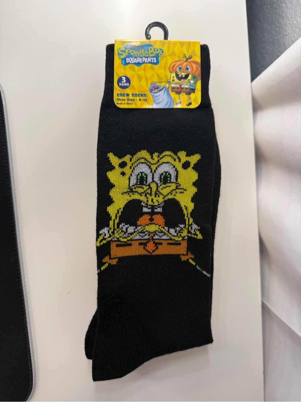 Nickelodeon SpongeBob SquarePants 3 Pack Crew Socks Shoe Size 6-12 Halloween New